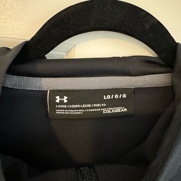 Under Armour Cold Gear Hoodie Jacket - Size Large - EUC - Picture 3 of 3